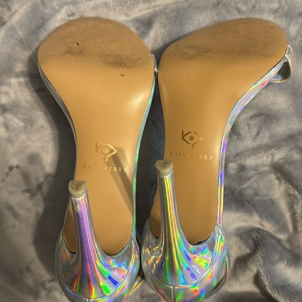 Katy Perry “ The Jamie” Pearlescent Heels - Picture 8 of 9